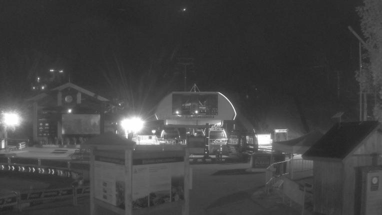Webcam Whistler Blackcomb: Upper Village