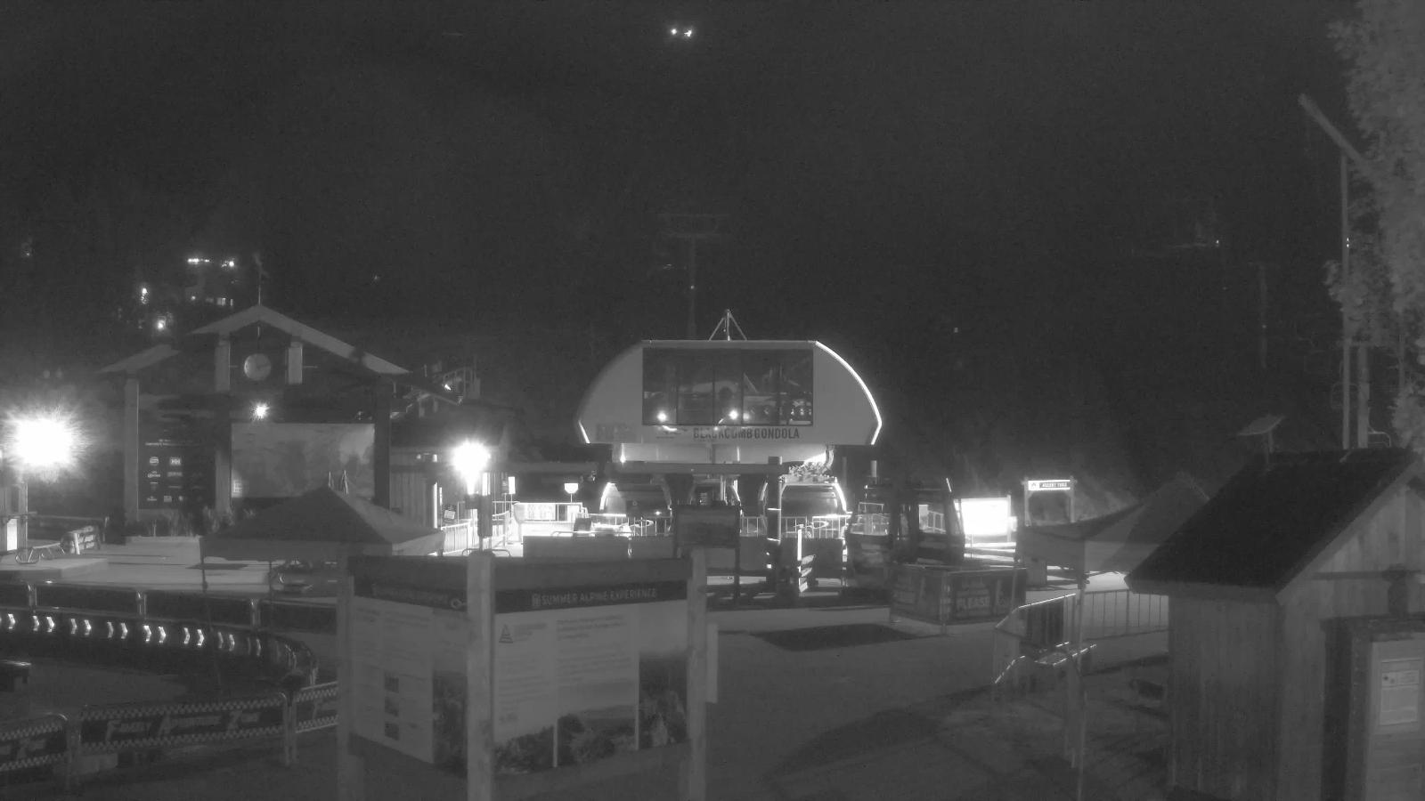 Webcam Whistler Blackcomb: Upper Village