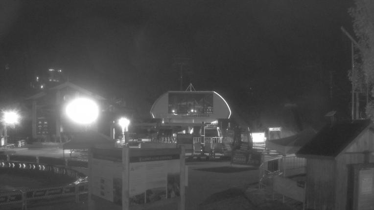 Webcam Whistler Blackcomb: Upper Village