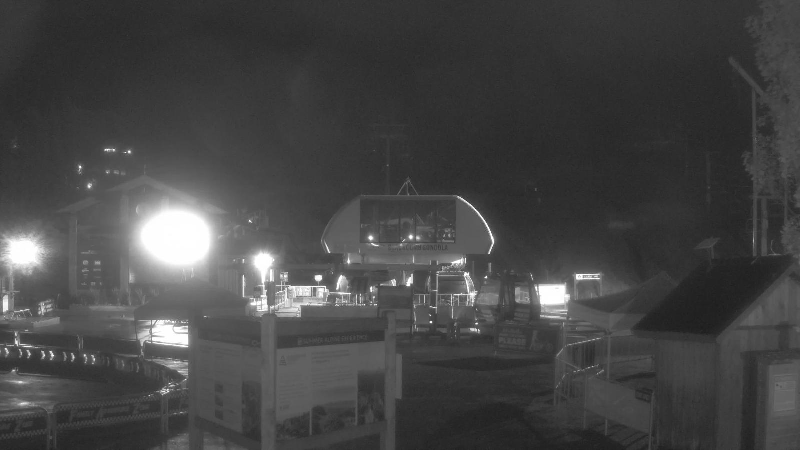 Webcam Whistler Blackcomb: Upper Village