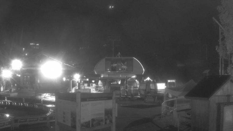 Webcam Whistler Blackcomb: Upper Village