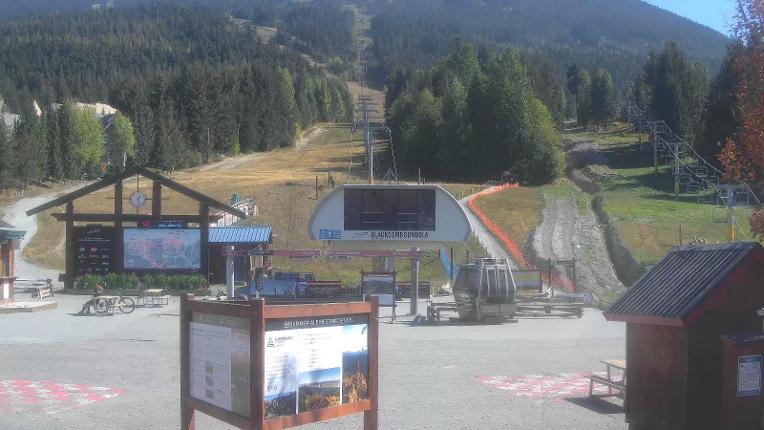 Webcam Whistler Blackcomb: Upper Village