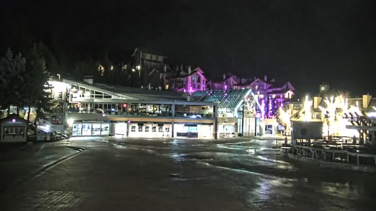 Webcam Whistler Blackcomb: Village