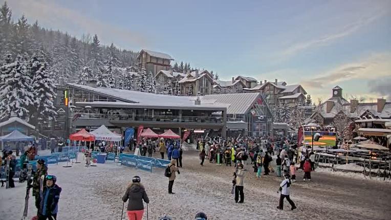 Webcam Whistler Blackcomb: Village