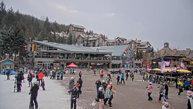 Webcam Whistler Blackcomb: Village