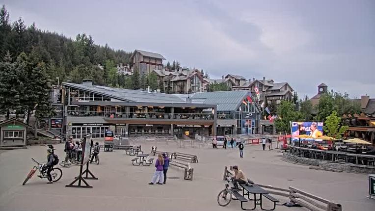 Webcam Whistler Blackcomb: Village