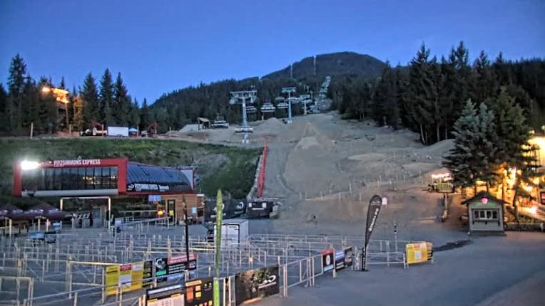 Webcam Whistler Blackcomb: Village