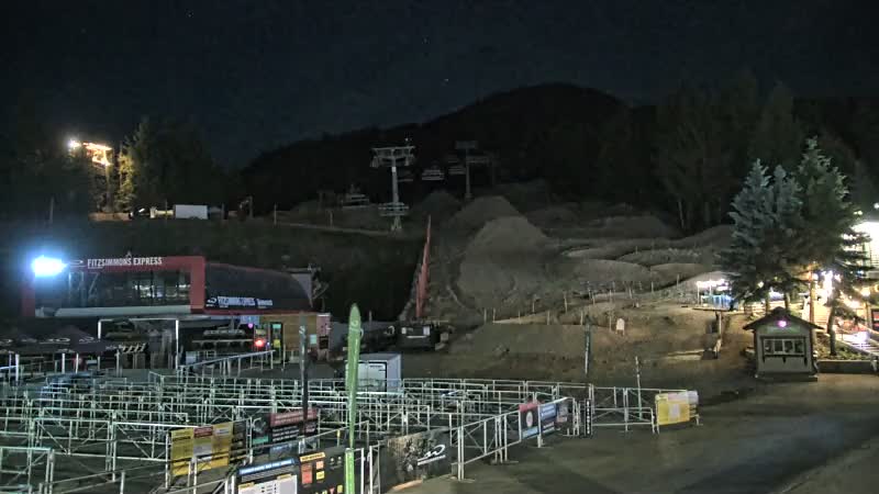 Webcam Whistler Blackcomb: Village