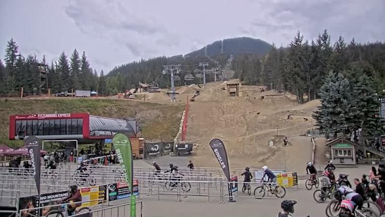 Webcam Whistler Blackcomb: Village