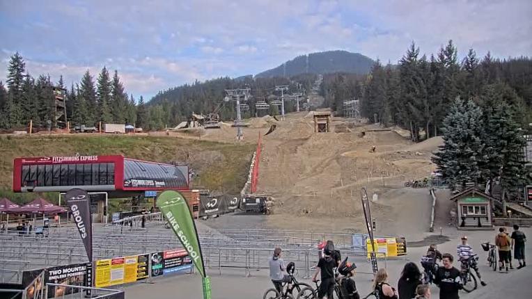 Webcam Whistler Blackcomb: Village