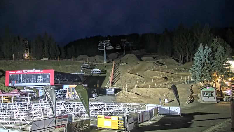 Webcam Whistler Blackcomb: Village