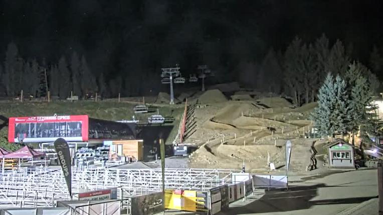 Webcam Whistler Blackcomb: Village